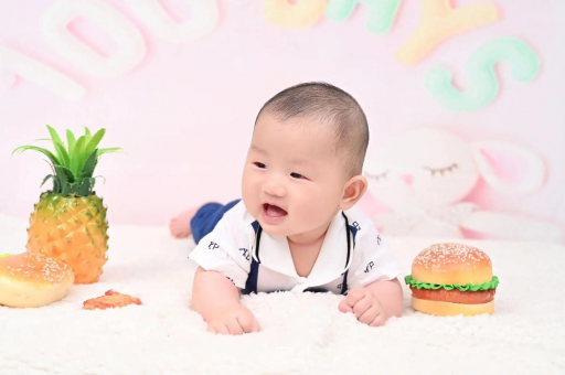 梨树县宝宝在妈妈肚子里