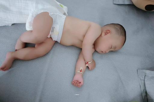 梨树县怀孕多久肚子会胀气